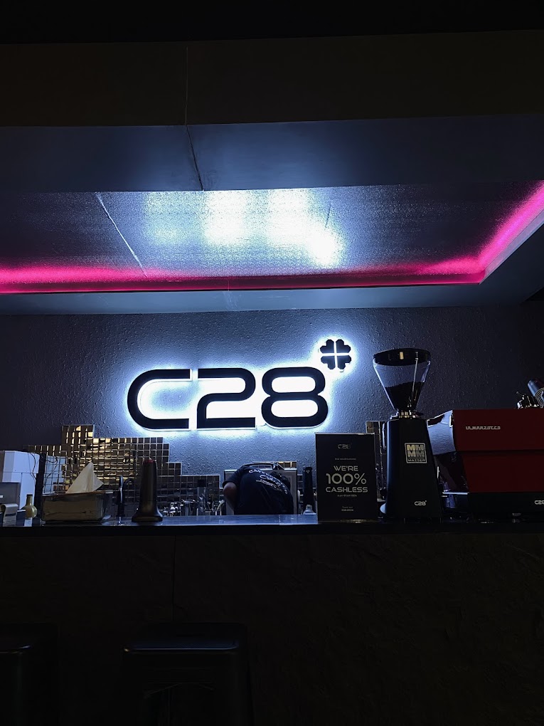 C28 Jogja: Tempat Nongkrong Kekinian yang Wajib Dikunjungi