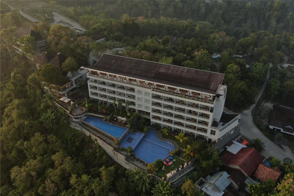Amaranta Prambanan Yogyakarta: Mewah, Artistik, dan Dekat Candi Prambanan